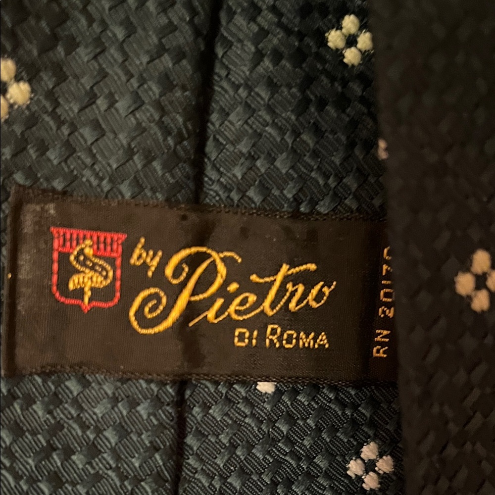 Elegant Men's Vintage Clip On Tie Collection - Picture 8 of 16